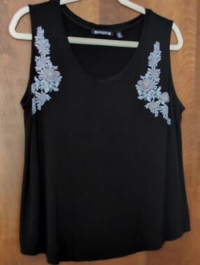 Architect Black Tank Top with Lavender Floral Appliqué
